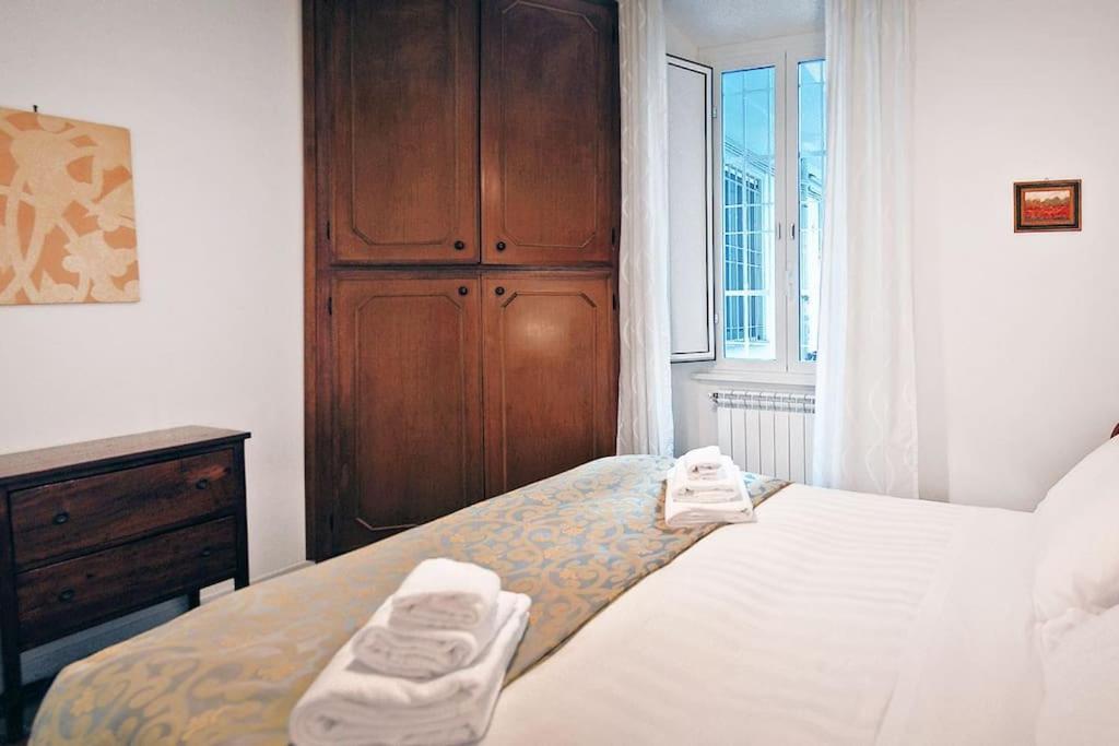 Near Colosseum By Varental 2Br + 1Sb Рим Екстериор снимка